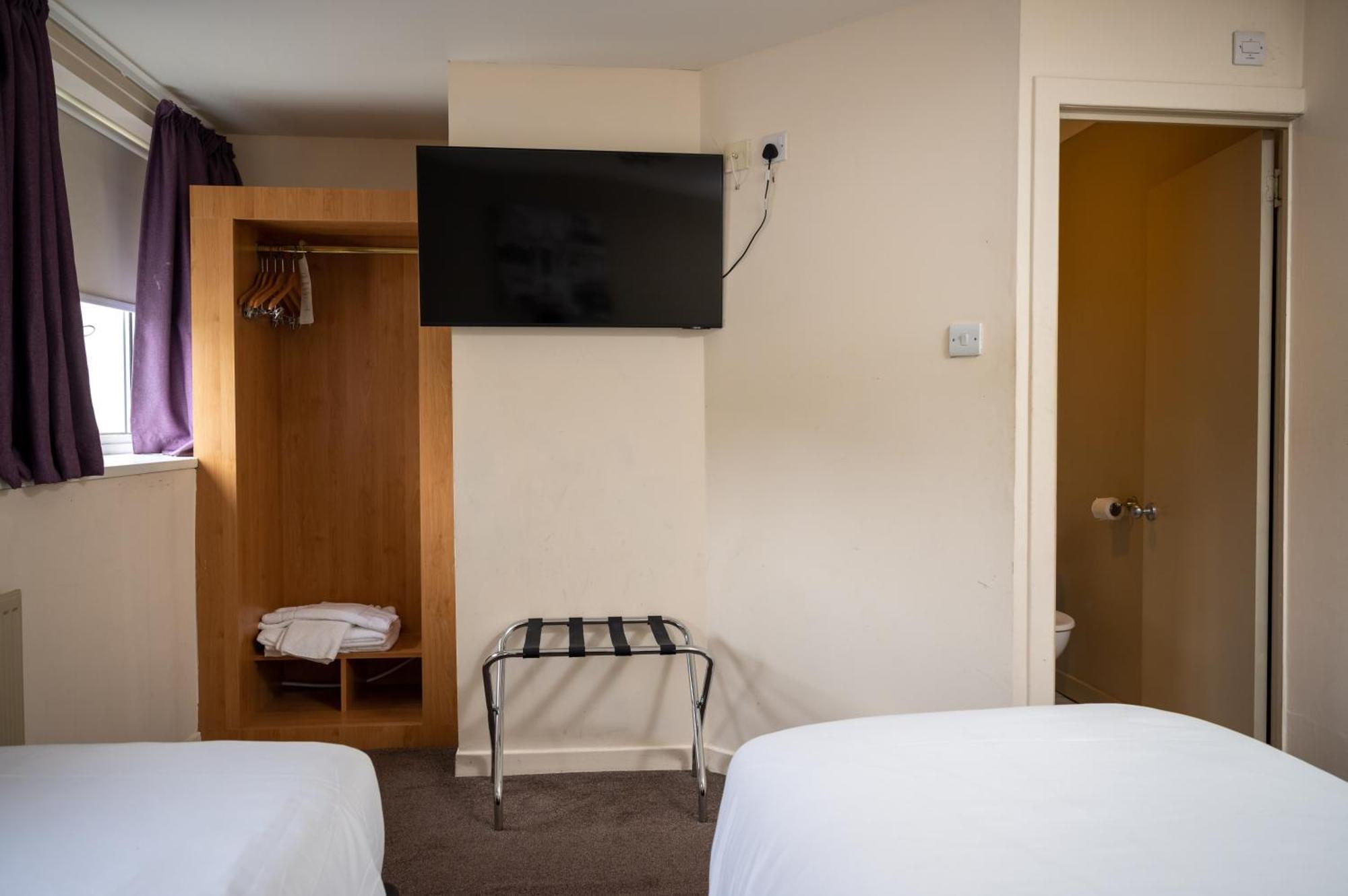 The Titan Hotel Clydebank Eksteriør billede